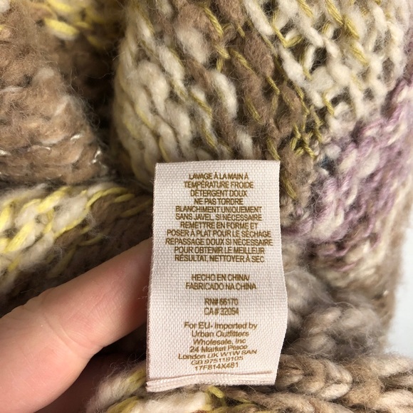 FREE PEOPLE Chunky Knit Cropped Sweater Bell Sleev - Picture 10 of 15